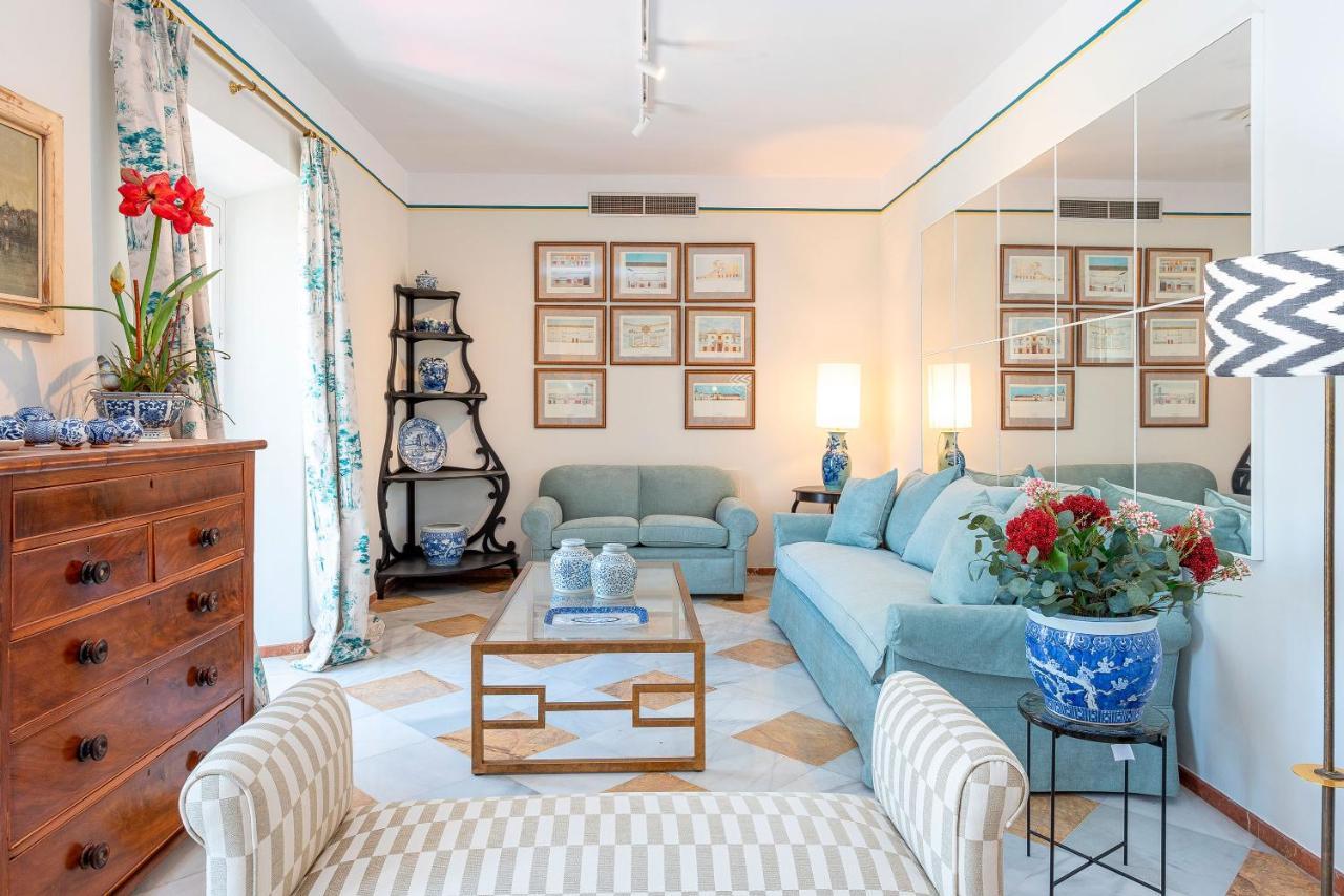 Genteel Home Campamento Siviglia Esterno foto
