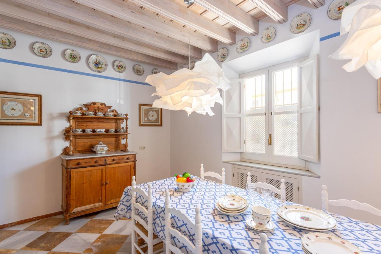 Genteel Home Campamento Siviglia Esterno foto