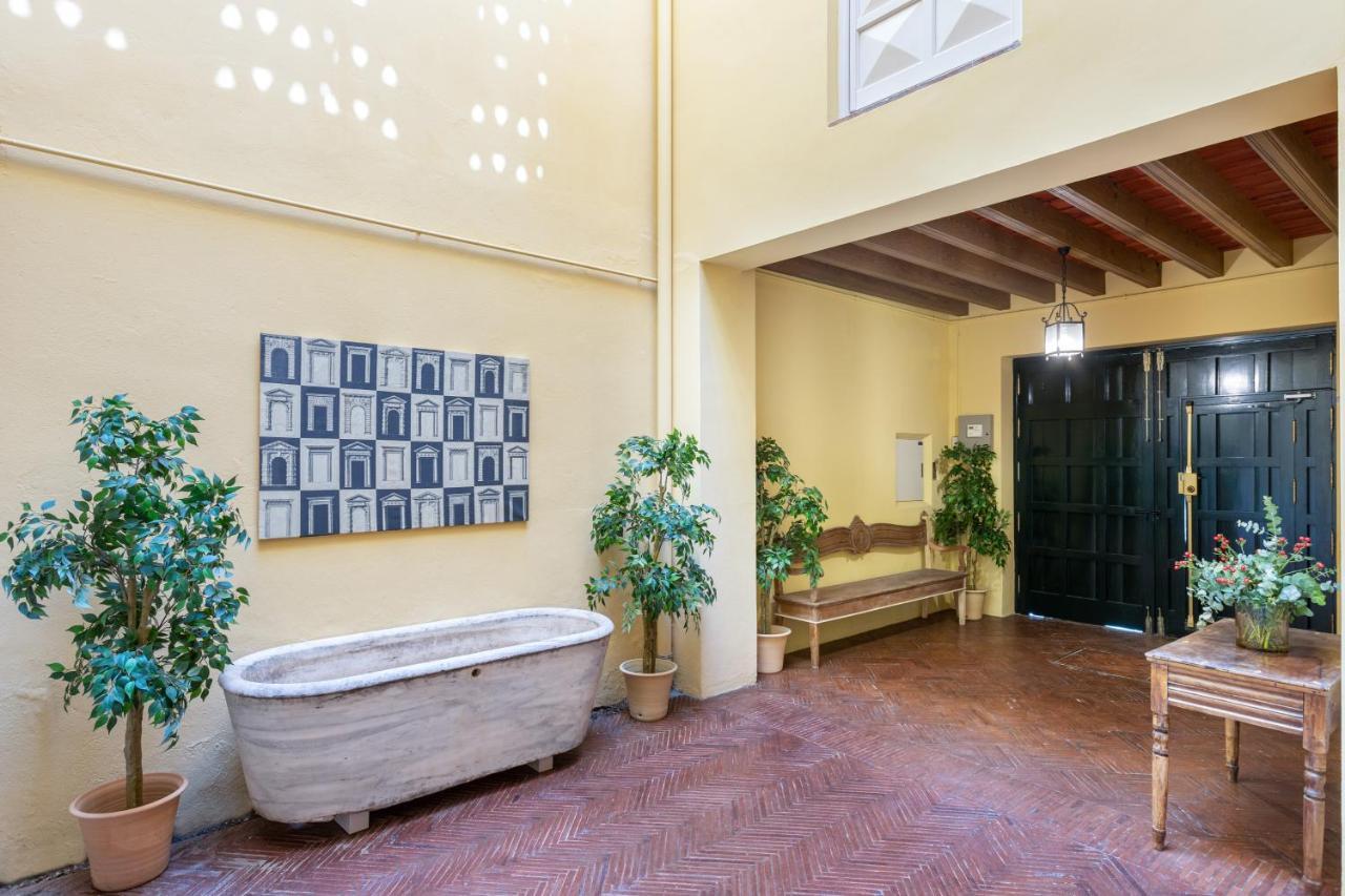 Genteel Home Campamento Siviglia Esterno foto